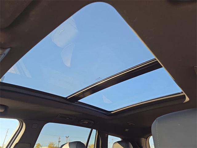 used 2022 Cadillac XT6 car, priced at $30,166