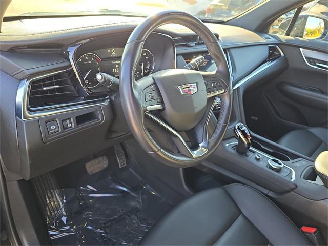 used 2022 Cadillac XT6 car, priced at $30,166