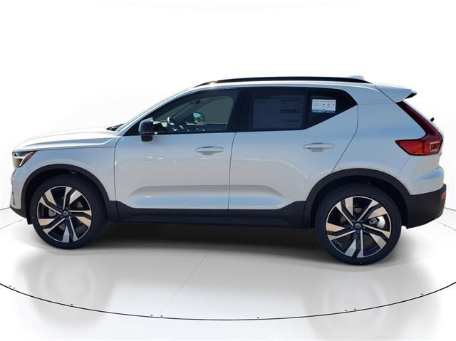 new 2024 Volvo XC40 car, priced at $50,250