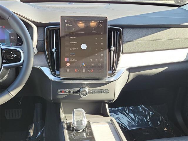 new 2026 Volvo XC90 car, priced at $75,155