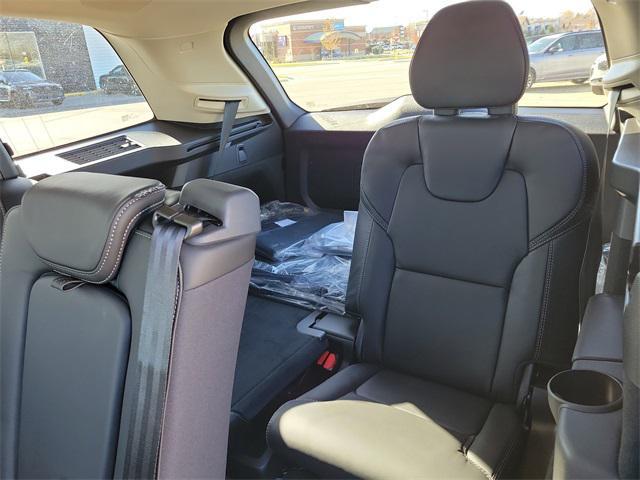 new 2026 Volvo XC90 car, priced at $75,155