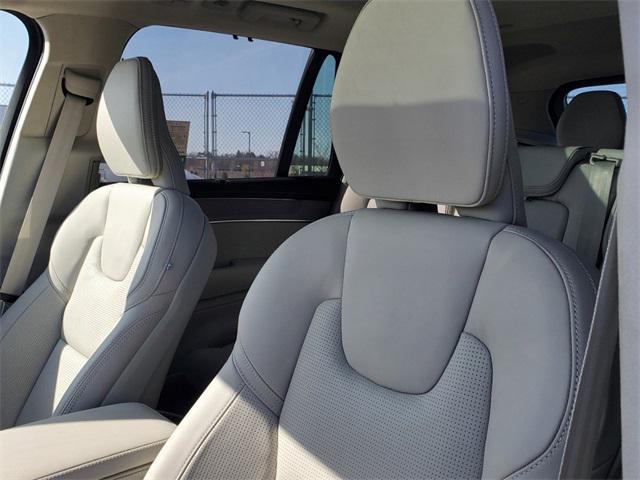 new 2025 Volvo XC90 car, priced at $78,545