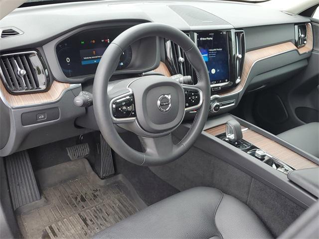 used 2023 Volvo XC60 car, priced at $41,504