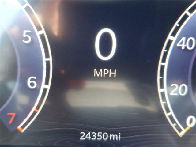used 2024 Jeep Grand Cherokee car, priced at $32,158