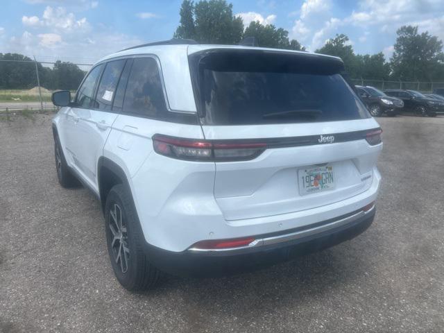 used 2024 Jeep Grand Cherokee car, priced at $35,753