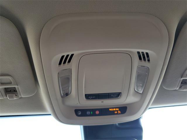 used 2023 Buick Envision car, priced at $21,756