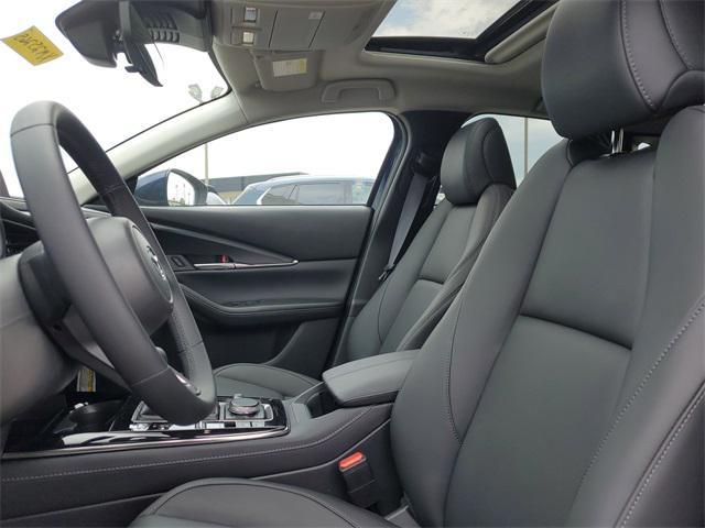 new 2025 Mazda CX-30 car
