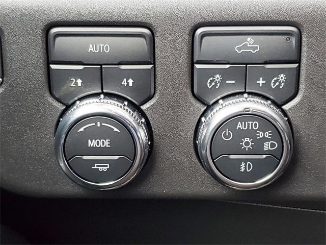 new 2025 GMC Sierra 1500 car, priced at $55,828