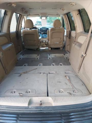 used 2007 Kia Sedona car, priced at $2,495