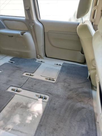 used 2007 Kia Sedona car, priced at $2,495