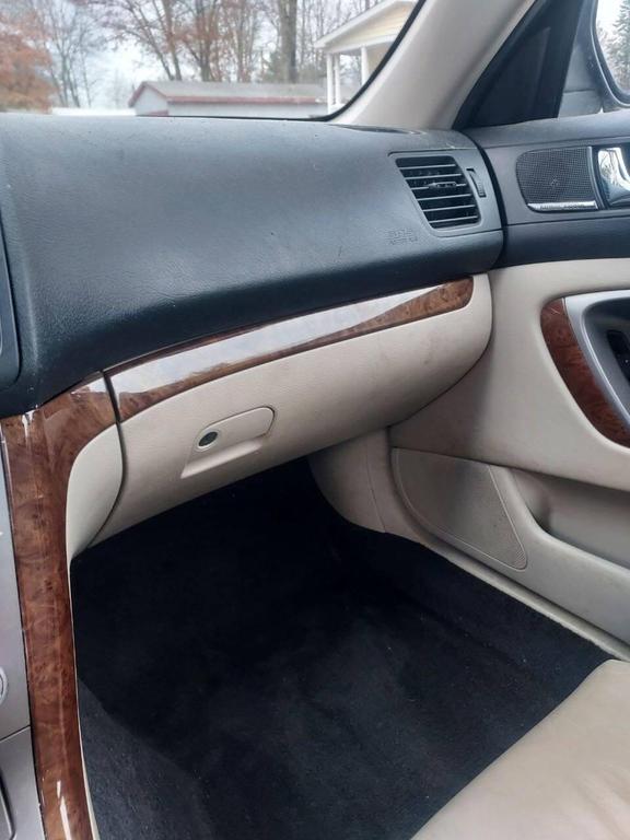 used 2009 Subaru Legacy car, priced at $3,495