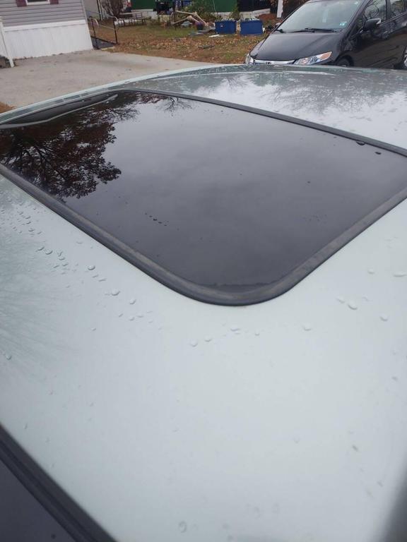 used 2009 Subaru Legacy car, priced at $3,495