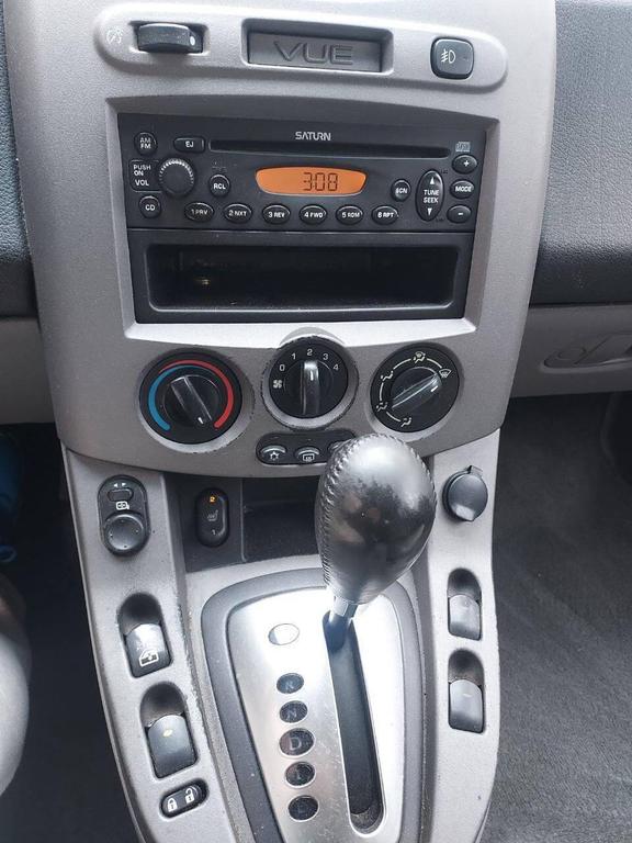 used 2005 Saturn Vue car, priced at $2,995