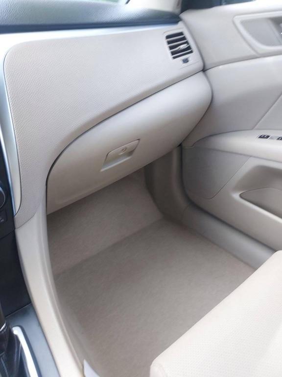 used 2012 Suzuki Kizashi car, priced at $3,995