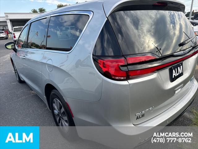 used 2023 Chrysler Pacifica Hybrid car, priced at $25,520