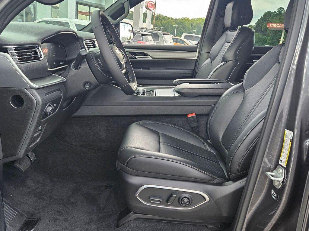 new 2025 Jeep Wagoneer L car, priced at $57,235