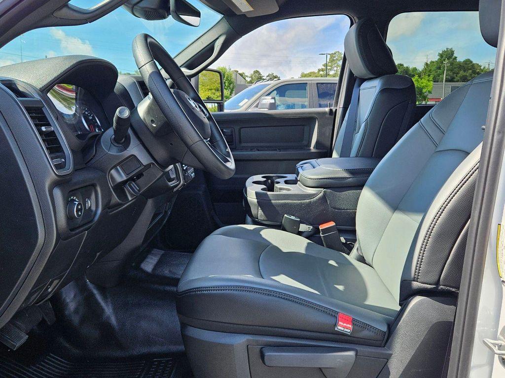 new 2025 Ram 3500 car, priced at $65,175