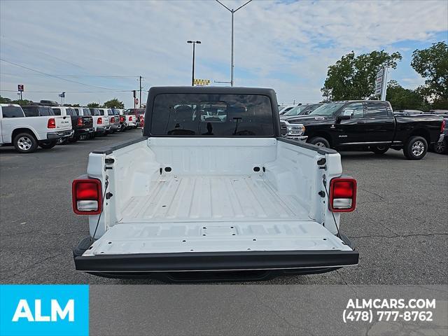 used 2023 Jeep Gladiator car, priced at $34,920