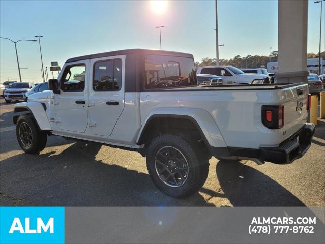 used 2023 Jeep Gladiator car, priced at $30,920