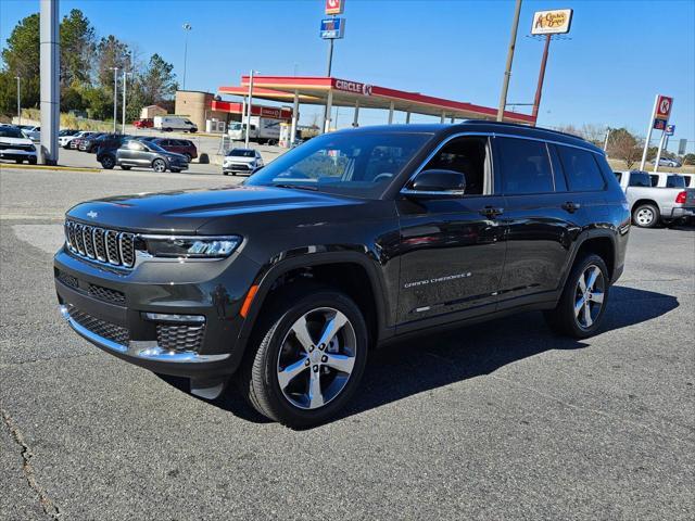 new 2024 Jeep Grand Cherokee L car, priced at $43,990