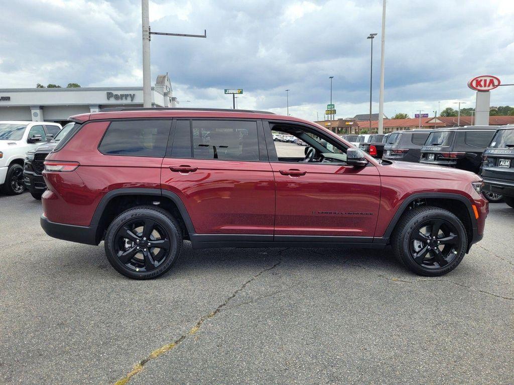 new 2025 Jeep Grand Cherokee L car, priced at $38,370