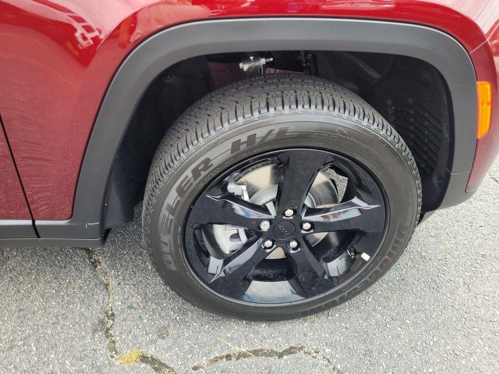 new 2025 Jeep Grand Cherokee L car, priced at $38,370