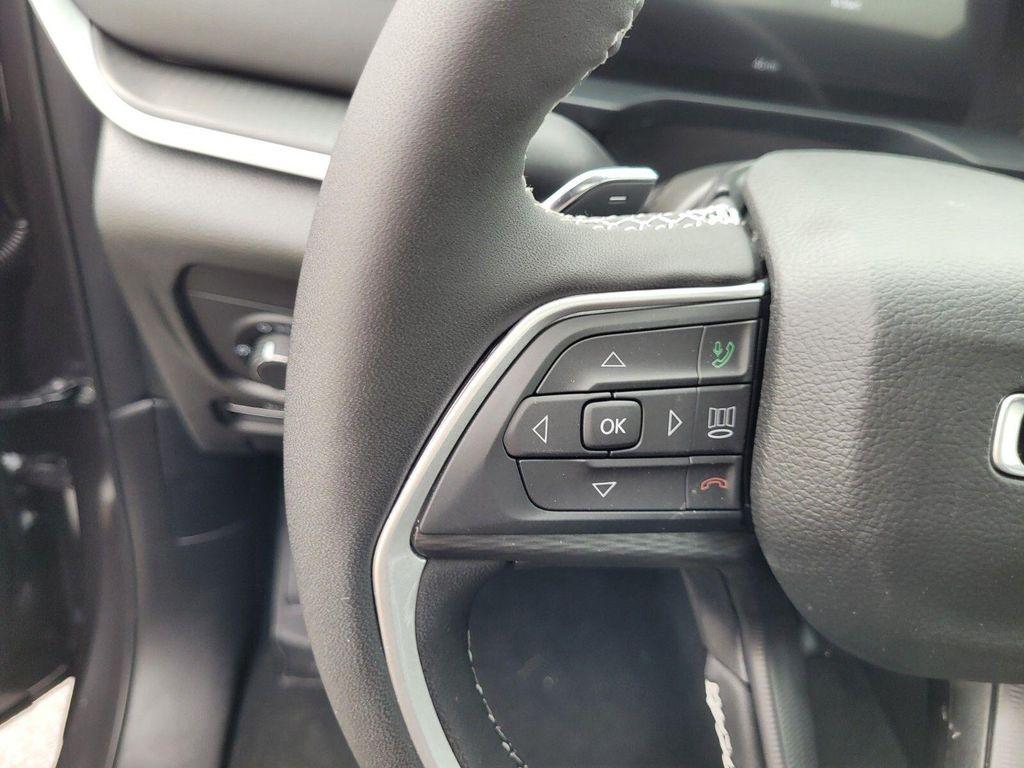 new 2025 Jeep Grand Cherokee L car, priced at $35,800