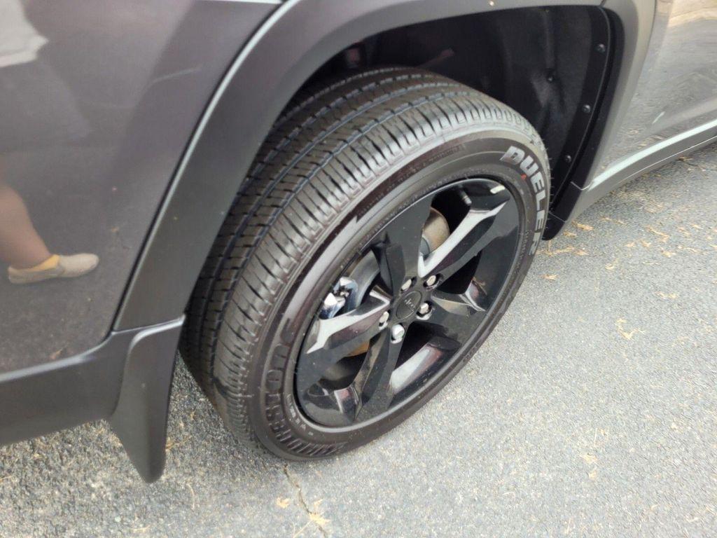 new 2025 Jeep Grand Cherokee L car, priced at $35,800