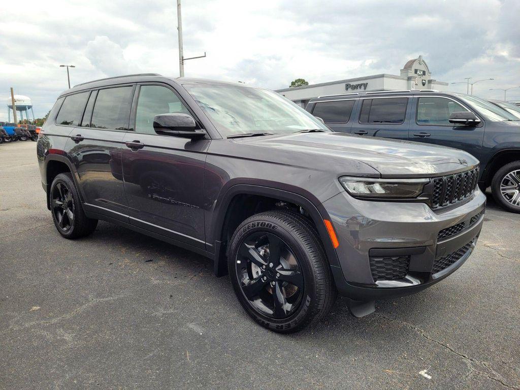 new 2025 Jeep Grand Cherokee L car, priced at $35,800
