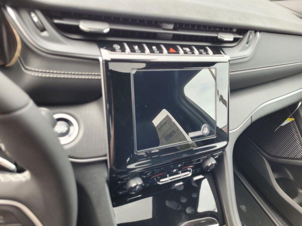 new 2025 Jeep Grand Cherokee L car, priced at $35,800