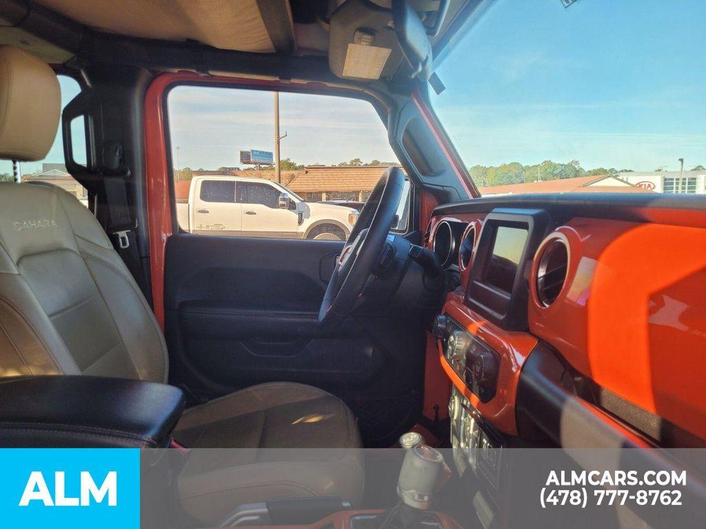 used 2018 Jeep Wrangler Unlimited car, priced at $26,920