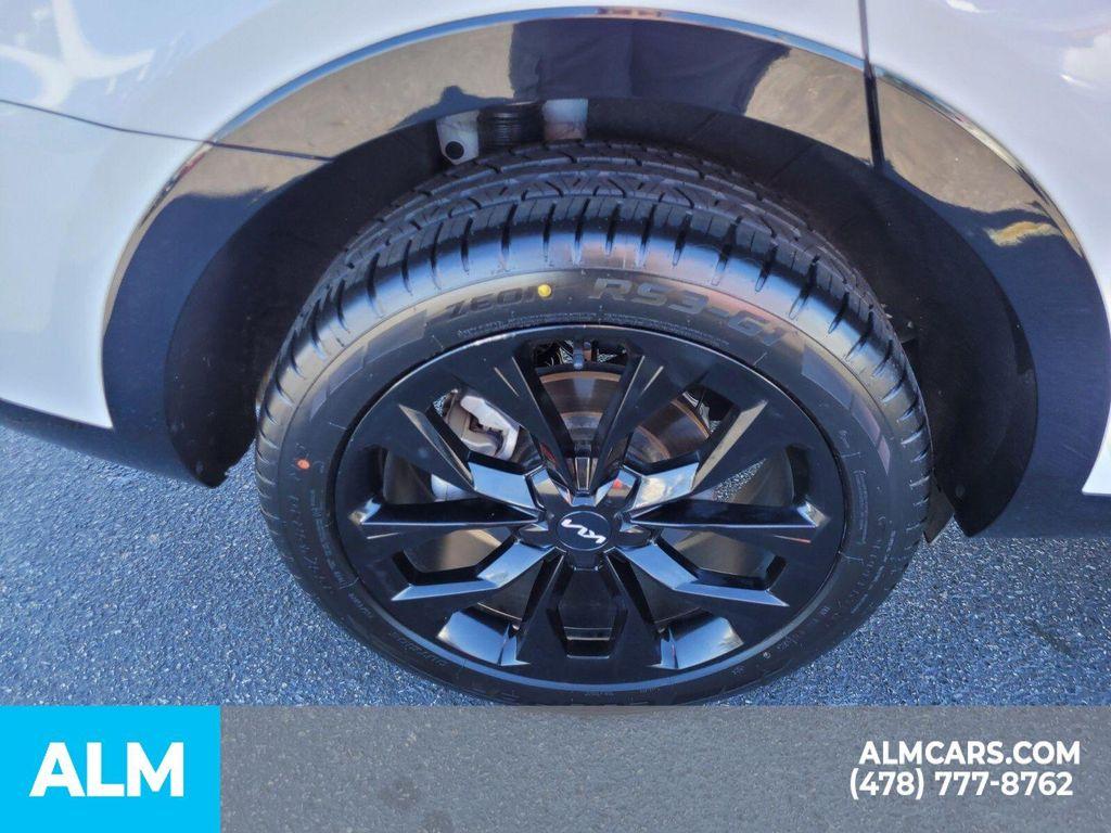 used 2023 Kia Sorento car, priced at $27,320