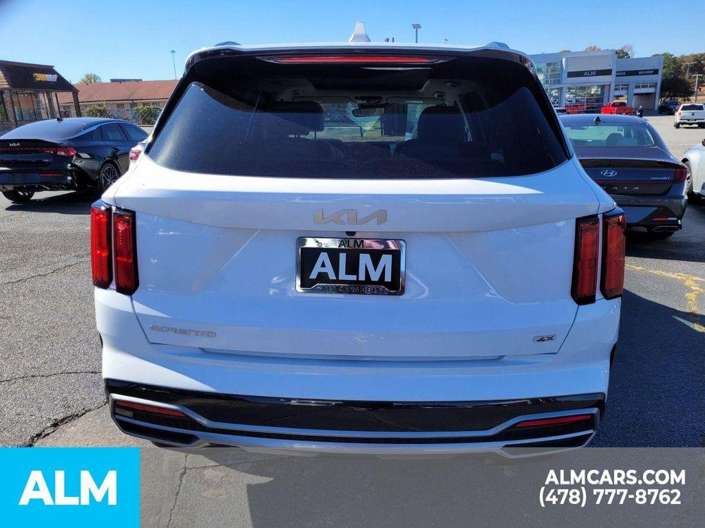 used 2023 Kia Sorento car, priced at $27,320