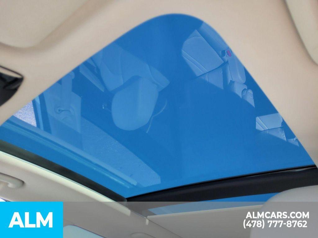 used 2023 Kia Sorento car, priced at $27,320