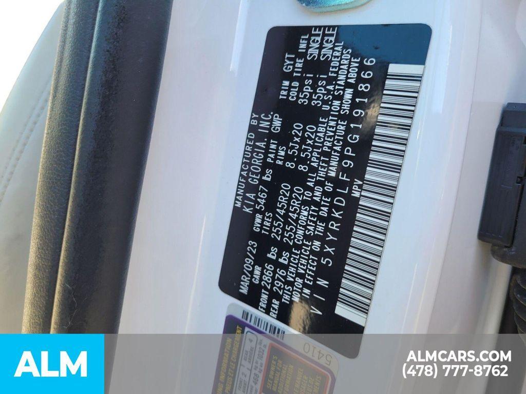 used 2023 Kia Sorento car, priced at $27,320