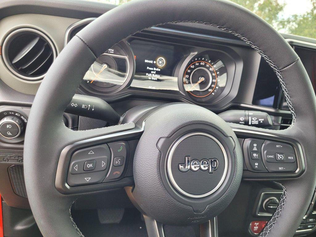 new 2025 Jeep Gladiator car, priced at $46,365