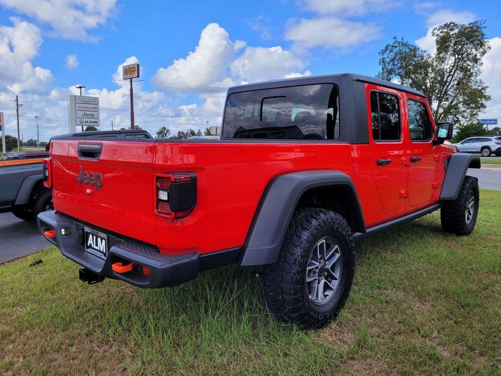 new 2025 Jeep Gladiator car, priced at $46,365