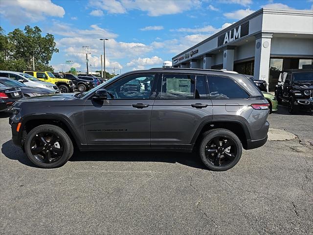 new 2024 Jeep Grand Cherokee car, priced at $40,066