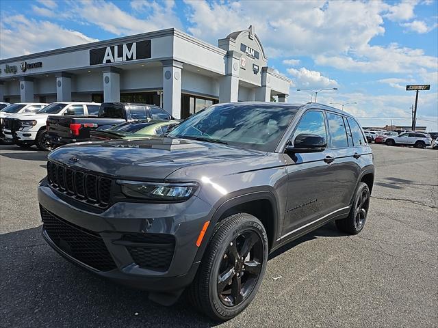 new 2024 Jeep Grand Cherokee car, priced at $40,066