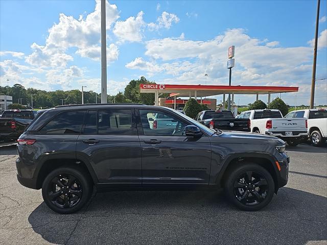 new 2024 Jeep Grand Cherokee car, priced at $40,066