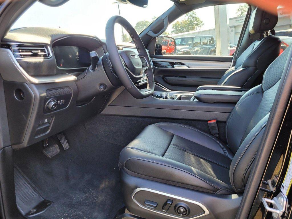 new 2025 Jeep Wagoneer car, priced at $72,035