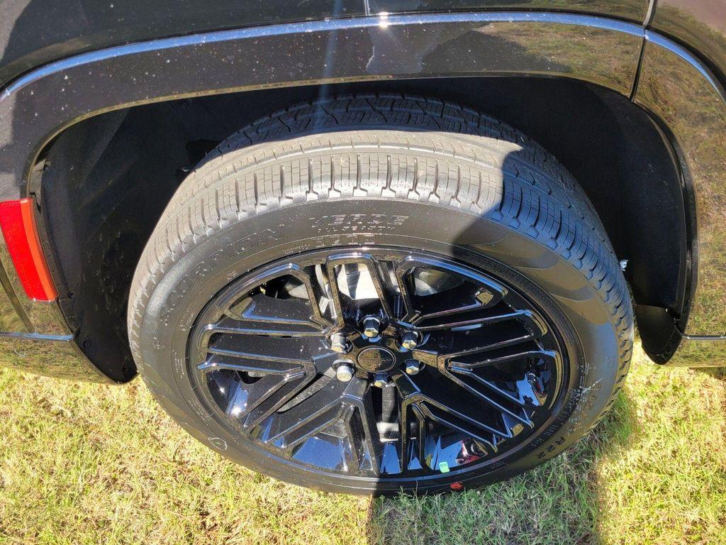 new 2025 Jeep Wagoneer car, priced at $72,035