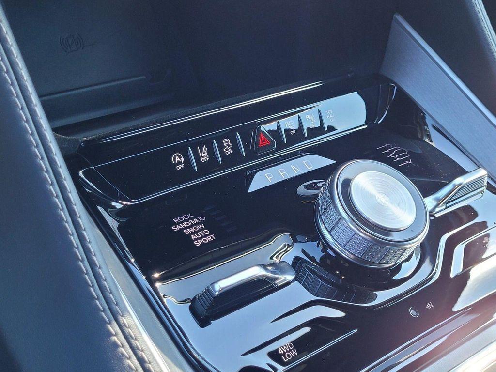 new 2025 Jeep Wagoneer car, priced at $72,035