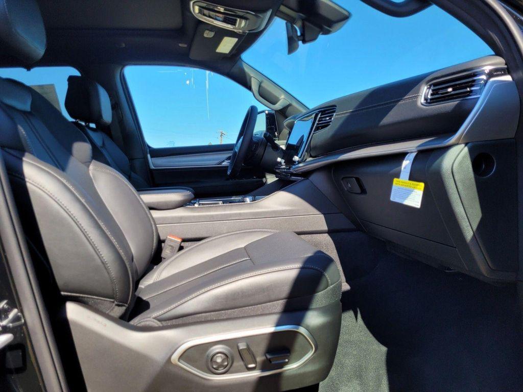 new 2025 Jeep Wagoneer car, priced at $72,035