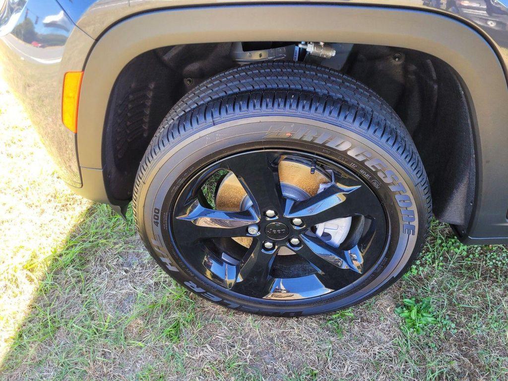 new 2025 Jeep Grand Cherokee L car, priced at $38,370