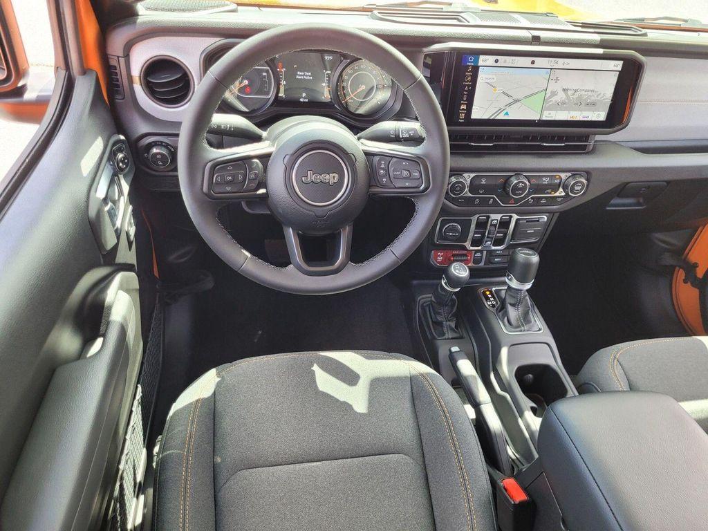 new 2025 Jeep Gladiator car, priced at $45,785