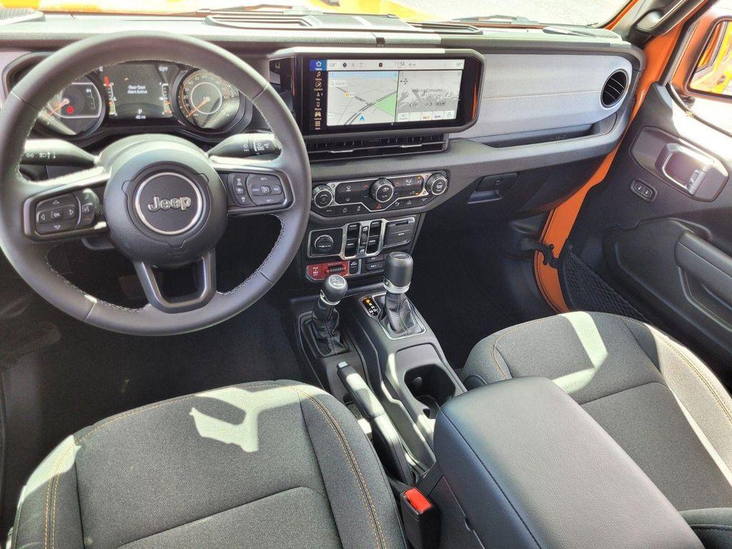 new 2025 Jeep Gladiator car, priced at $45,785
