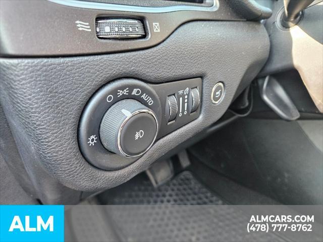 used 2020 Jeep Cherokee car, priced at $20,620