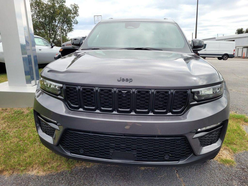 new 2025 Jeep Grand Cherokee car, priced at $44,435