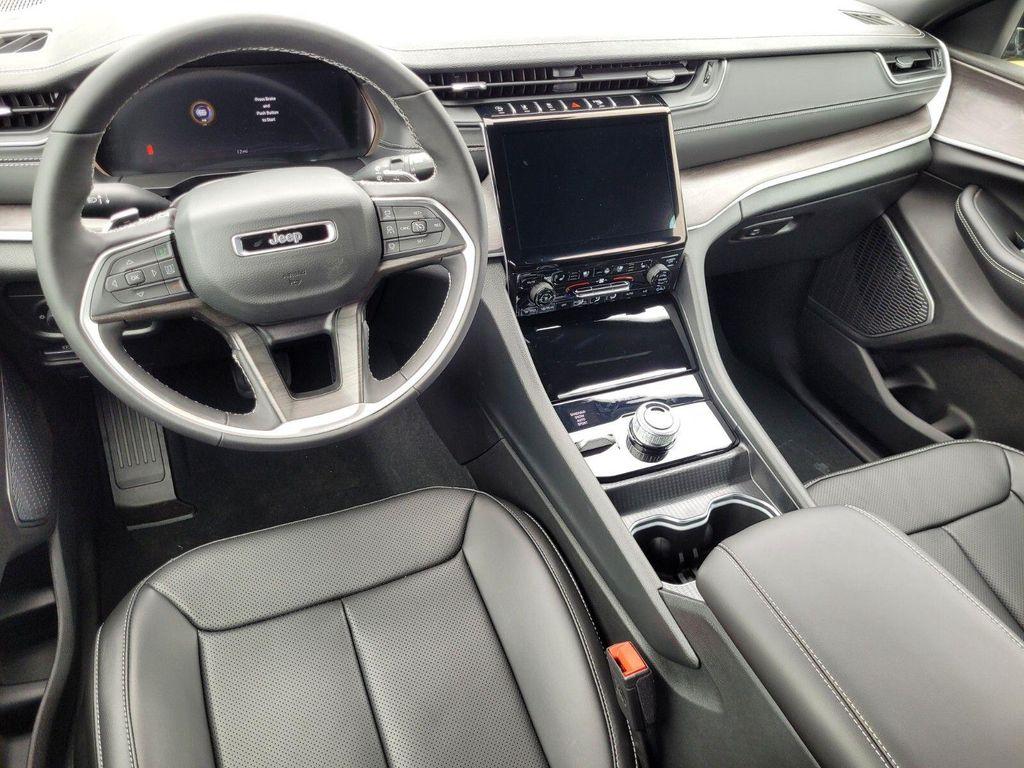 new 2025 Jeep Grand Cherokee car, priced at $44,435